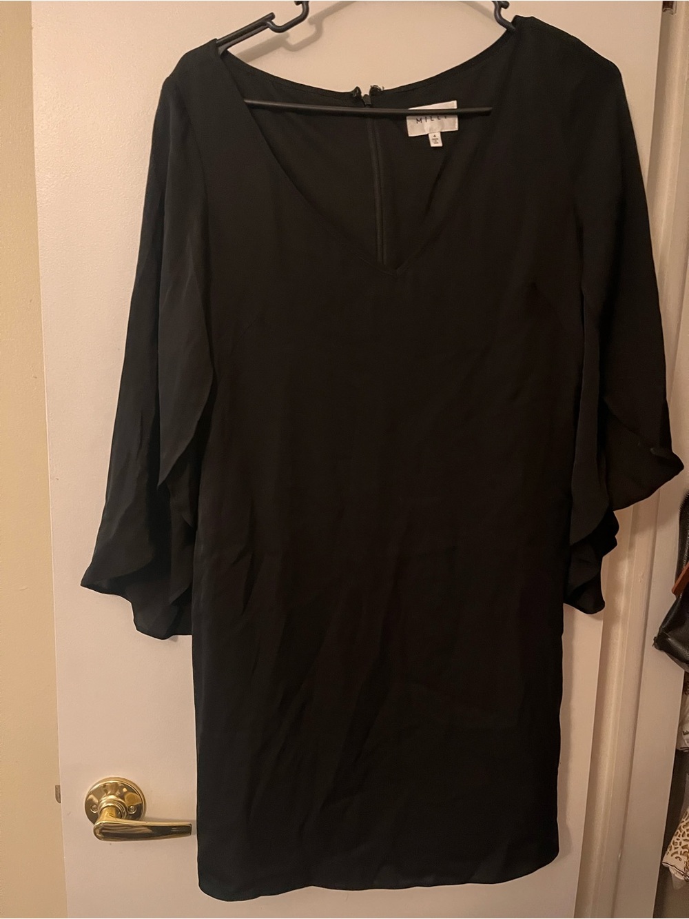 Women's Black V-Neck Shift Dress with Flared Sleeves